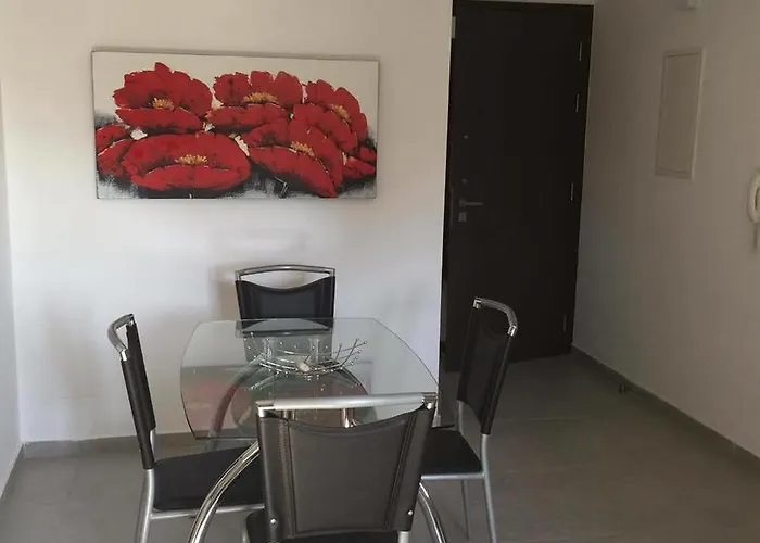 Niro Apartmán Polis